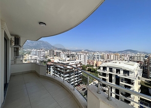4+1 Penthouse in Mahmutlar