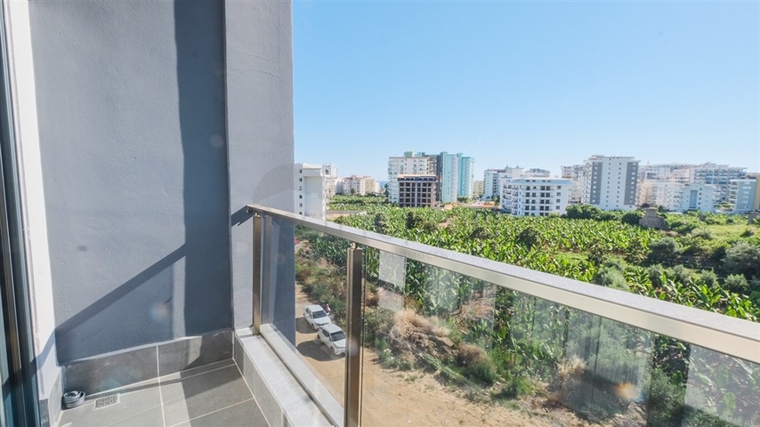 1+1 apartment in Mahmutlar district