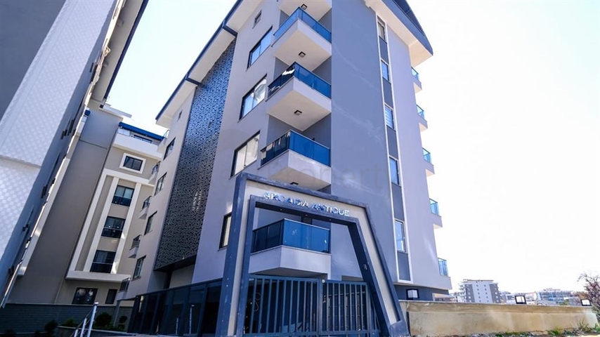 1+1 apartment in Mahmutlar district