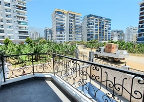 1+1 apartment in Mahmutlar district 