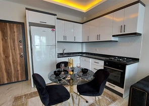 1+1 apartment in Mahmutlar district 