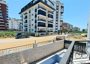 1+1 apartment in Mahmutlar district 