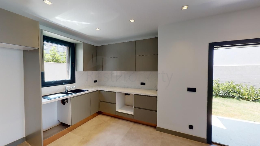 Secluded villas with sea views