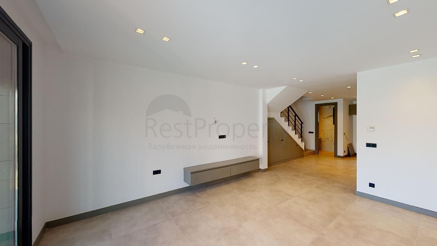 Secluded villas with sea views