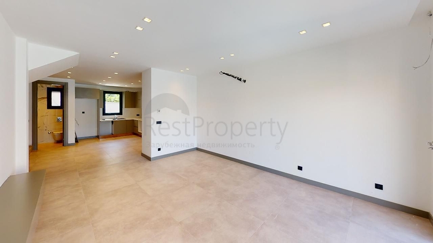 Secluded villas with sea views