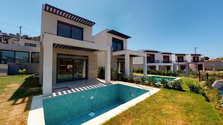 Secluded villas with sea views