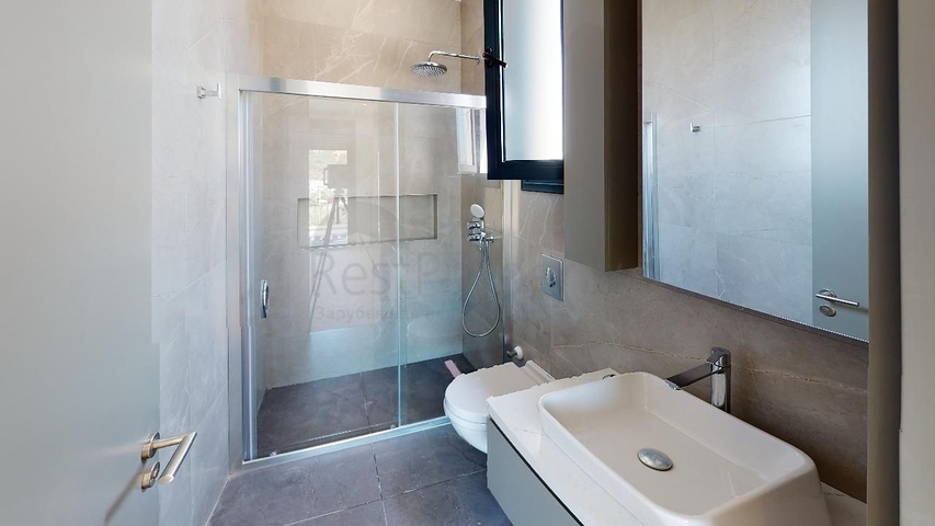 Secluded villas with sea views