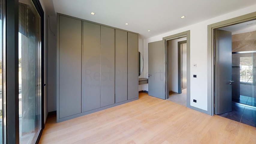 Secluded villas with sea views