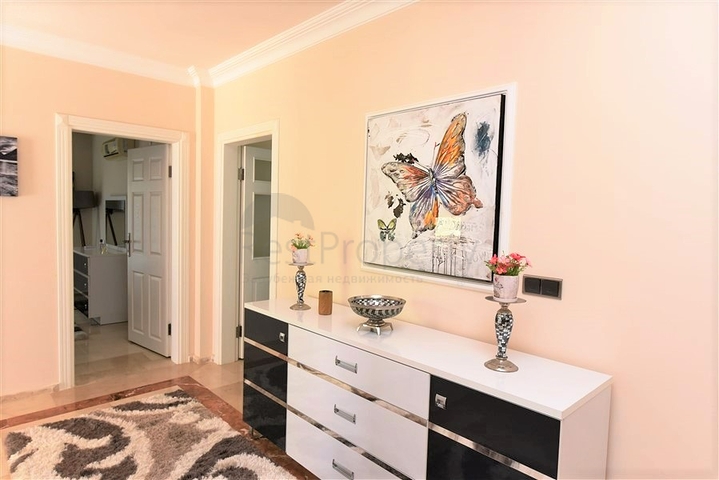 Villa overlooking the Mediterranean Sea in Demirtas area