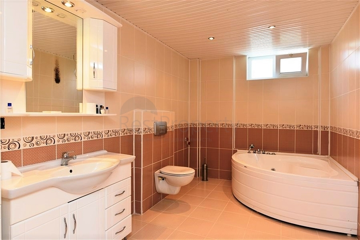 Villa overlooking the Mediterranean Sea in Demirtas area