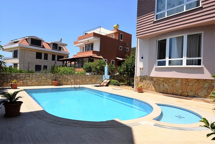 Villa overlooking the Mediterranean Sea in Demirtas area