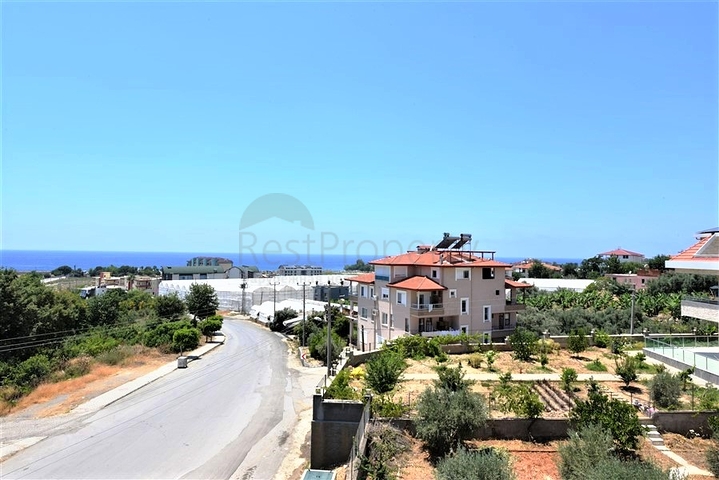 Villa overlooking the Mediterranean Sea in Demirtas area