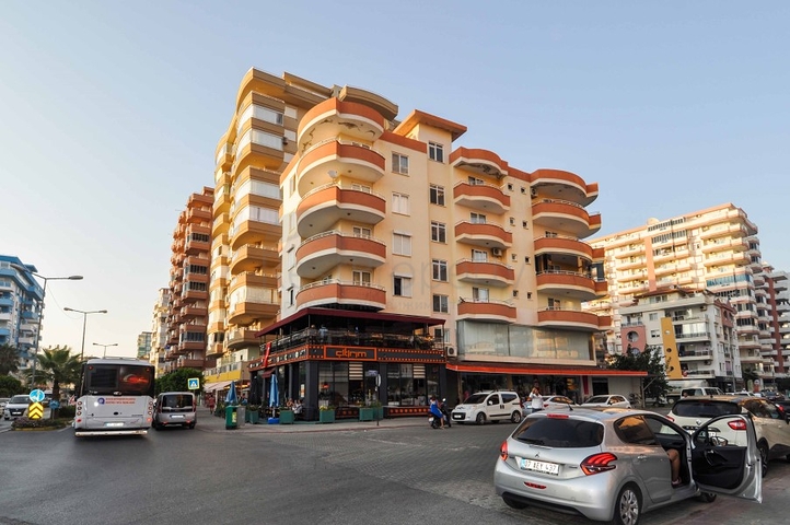 Apartment with a large area in Mahmutlar