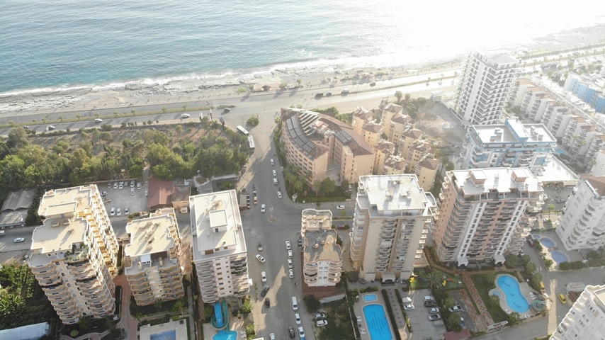 Apartment with a large area in Mahmutlar