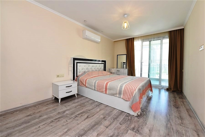 2+1 apartment for rent in Kargicak district