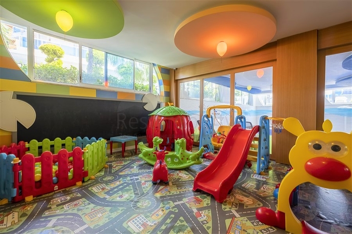 prime location - well managed complex - 2 bedroom apt - Alanya Center 