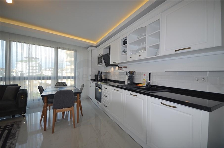 prime location - well managed complex - 2 bedroom apt - Alanya Center 