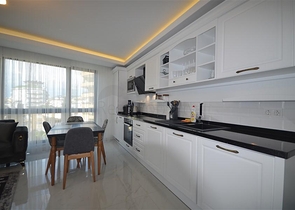 prime location - well managed complex - 2 bedroom apt - Alanya Center 