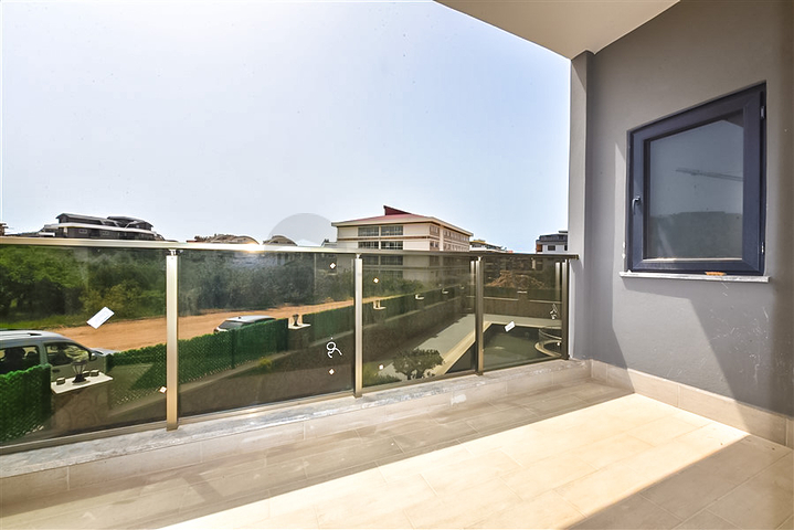 Buy Property in Alanya - 1 bedroom apt - under construction - Oba / Alanya 