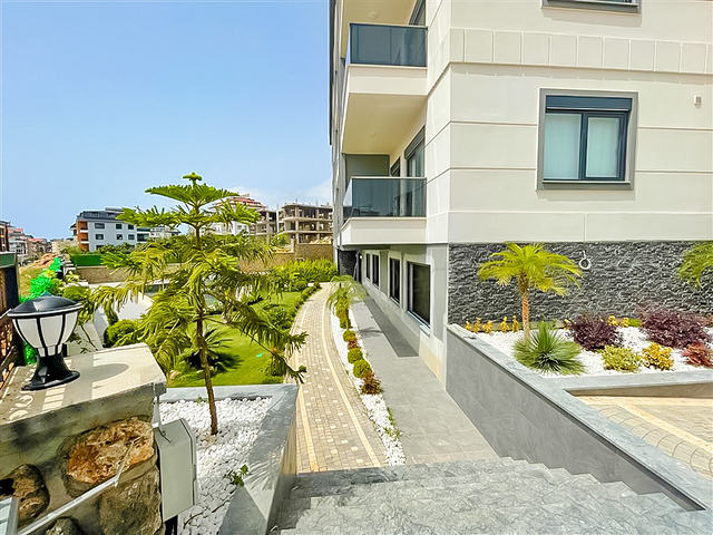 Buy Property in Alanya - 1 bedroom apt - under construction - Oba / Alanya 