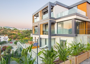 Apartments in the center of Bodrum with Sea and city views!