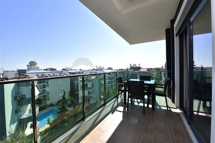 1+1 apartment in Avsallar district