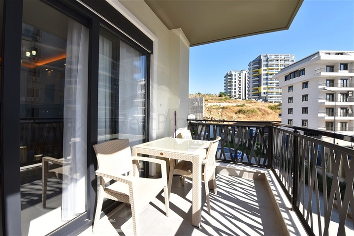 One-bedroom apartment in a complex with hotel infrastructure