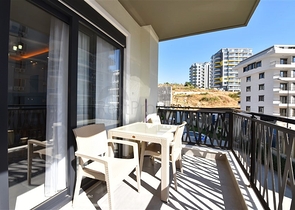 One-bedroom apartment in a complex with hotel infrastructure