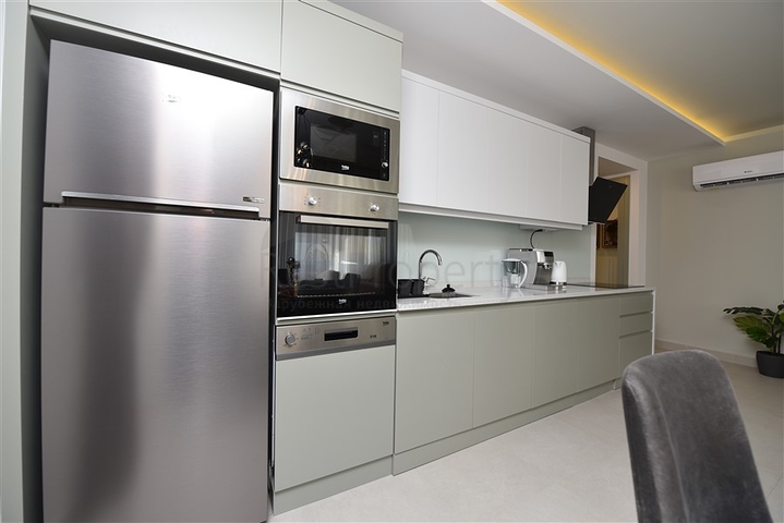 Beach Front complex - 2 bedroom apt - in Kestel / Alanya 