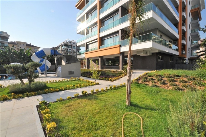 Beach Front complex - 2 bedroom apt - in Kestel / Alanya 