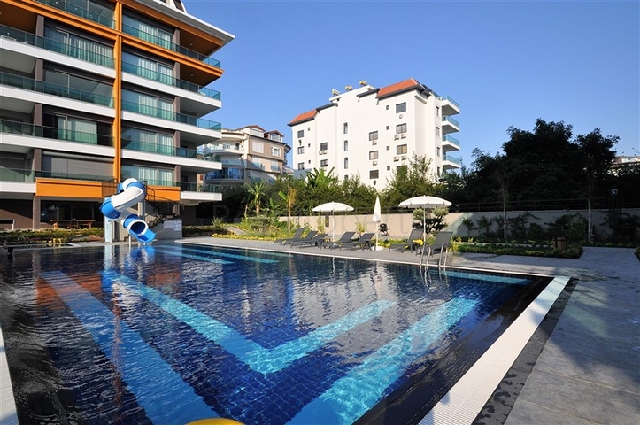 Beach Front complex - 2 bedroom apt - in Kestel / Alanya 