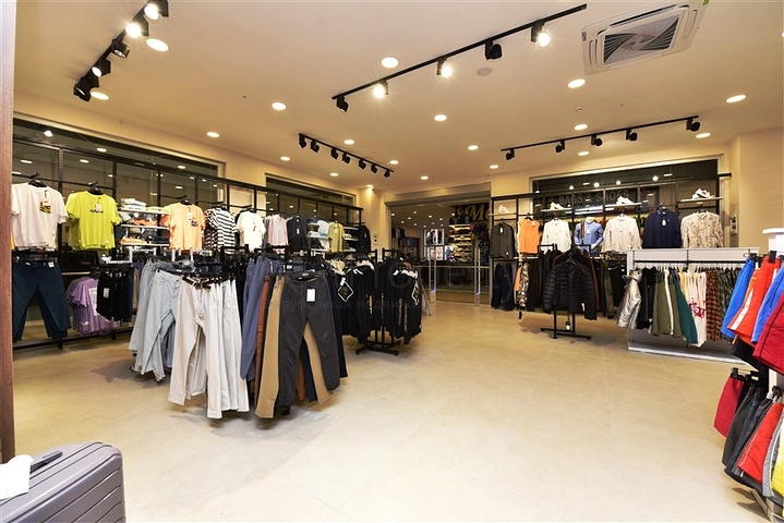 Investor deal - Commercial space in Shopping mall -Okurcalar / Alanya  