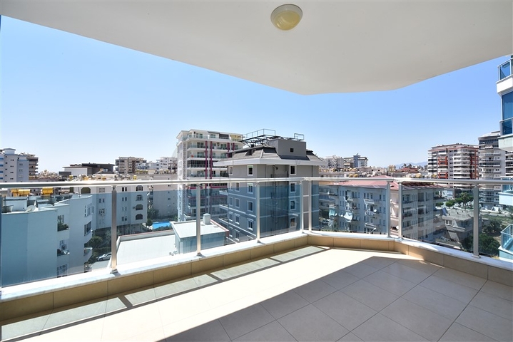 One-bedroom apartment in Mahmutlar 