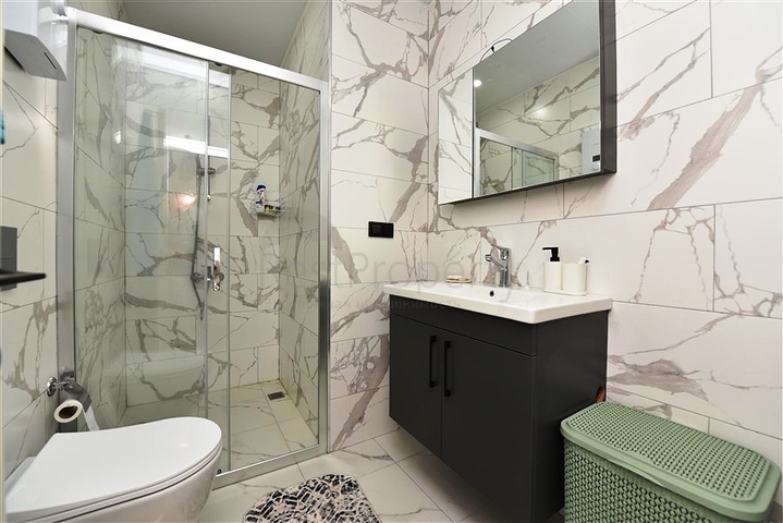 One-bedroom apartment in the area of Alanya - Oba