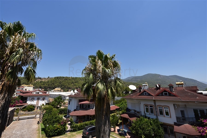 Spacious 7+1 villa in Kestel area