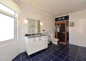 Spacious 7+1 villa in Kestel area