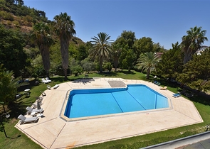 Spacious 7+1 villa in Kestel area