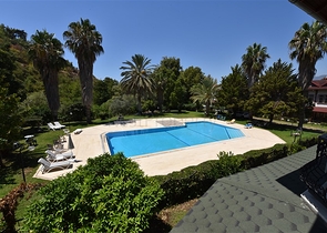 Spacious 7+1 villa in Kestel area