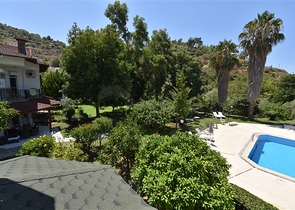 Spacious 7+1 villa in Kestel area