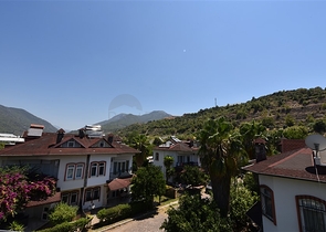 Spacious 7+1 villa in Kestel area