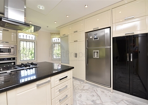 Spacious 7+1 villa in Kestel area