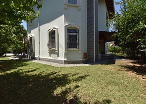 Spacious 7+1 villa in Kestel area