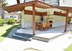 Spacious 7+1 villa in Kestel area