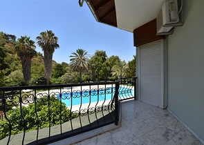 Spacious 7+1 villa in Kestel area