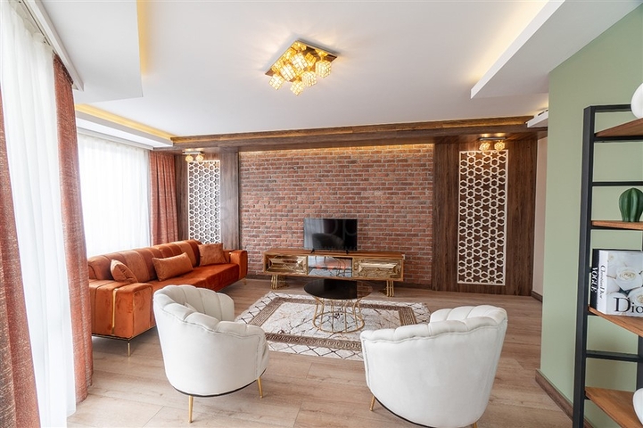 Prime location - 3 Bedroom Penthouse - In Alanya Center 