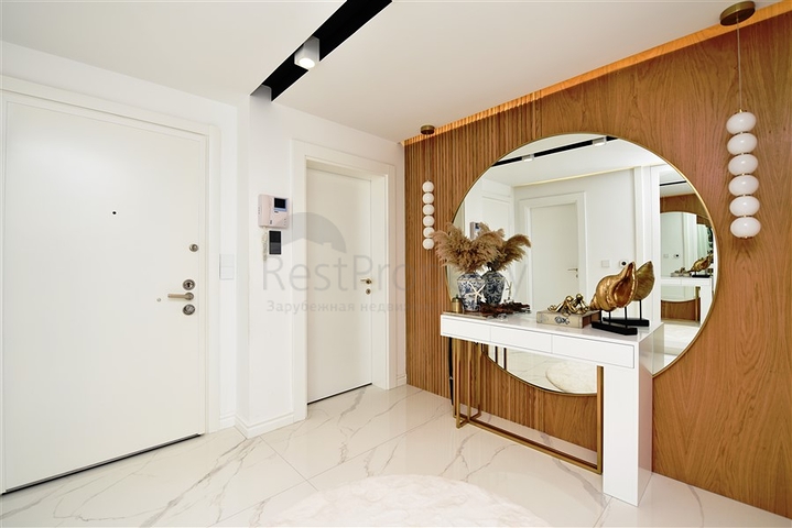 Rare in The Market - Beachfront luxury apt - 4 bedroom - Alanya Center 