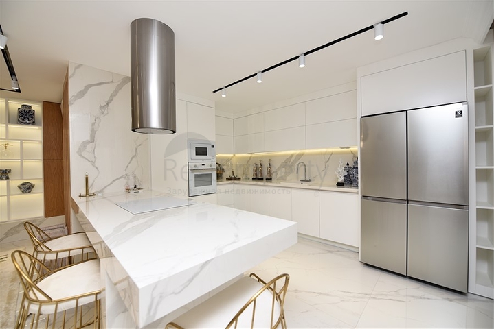 Rare in The Market - Beachfront luxury apt - 4 bedroom - Alanya Center 