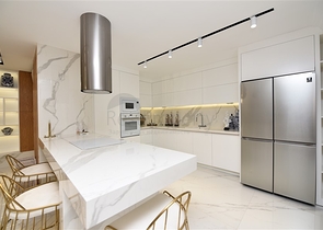 Rare in The Market - Beachfront luxury apt - 4 bedroom - Alanya Center 