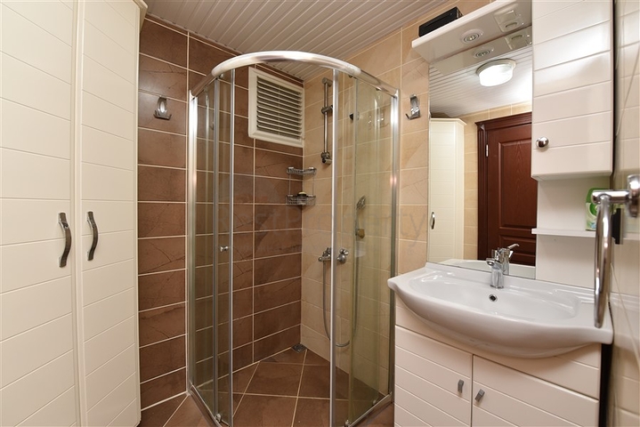 3+1 apartment near the sea in the center of Alanya