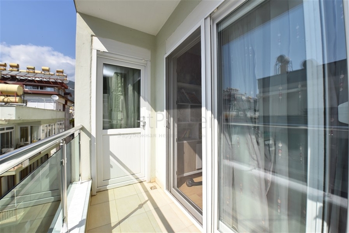 3+1 apartment near the sea in the center of Alanya